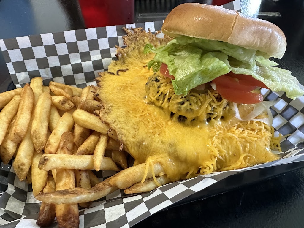 Moab Burgers | restaurant | 2215 US-231, Wetumpka, AL 36093, USA | 3344784832 OR +1 334-478-4832