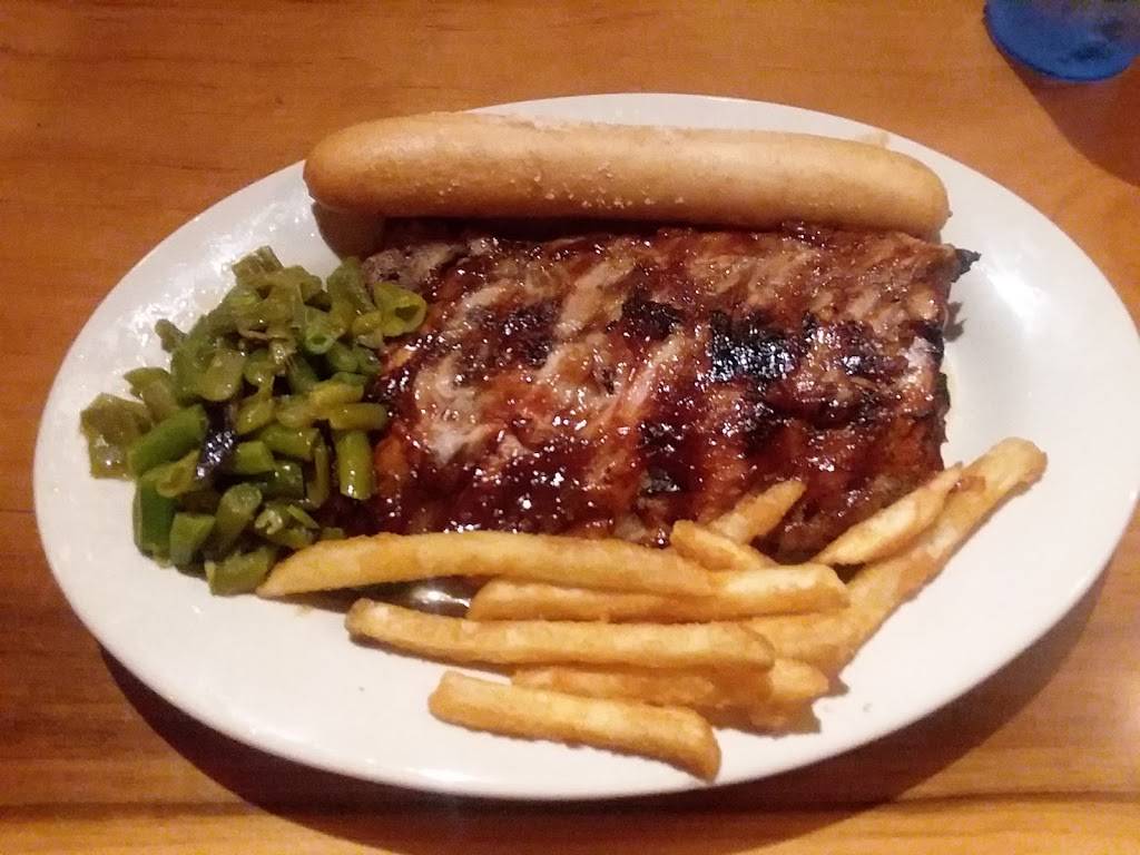 Rivers Edge Pub & Grub | restaurant | 30 Co Rd A, Wisconsin Dells, WI 53965, USA | 6082536600 OR +1 608-253-6600