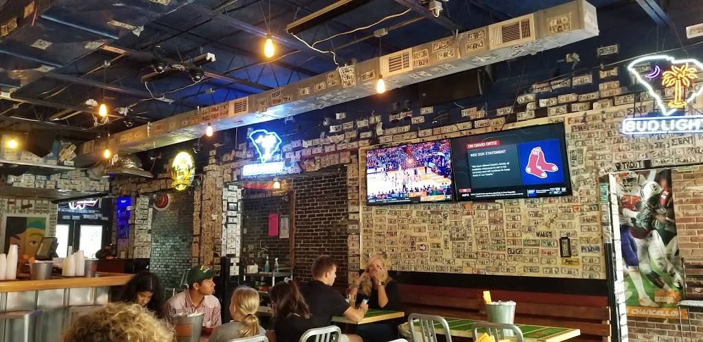 Loose Change Bar & Grill | restaurant | 349 College Ave, Clemson, SC 29631, USA | 8646541090 OR +1 864-654-1090
