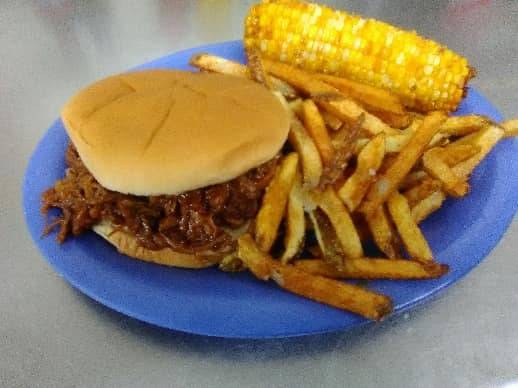Redneck Haven | restaurant | 35886 OK-29, Pauls Valley, OK 73075, USA | 4054433631 OR +1 405-443-3631
