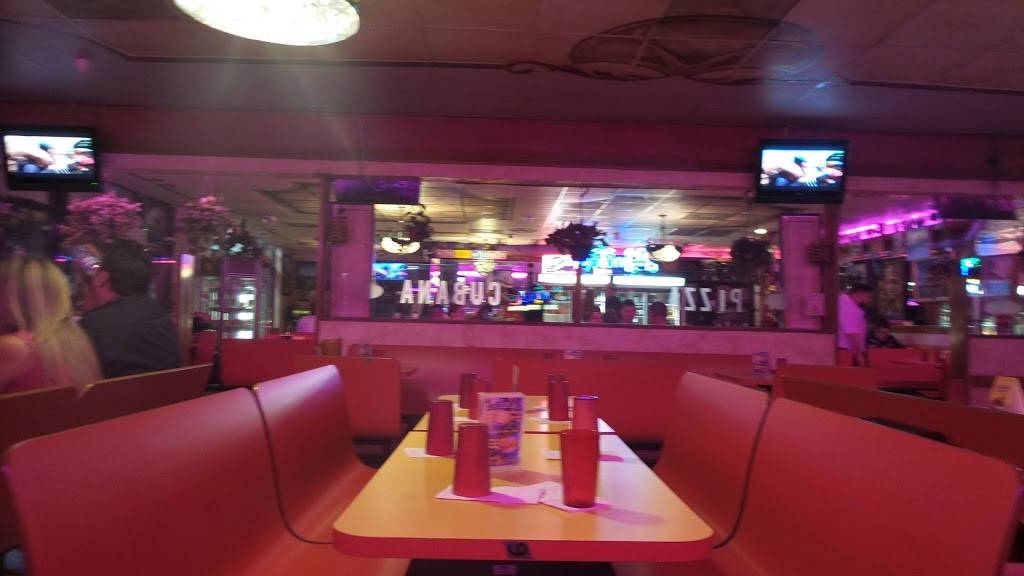 Pizza Cubana | meal takeaway | 9350 SW 40th St, Miami, FL 33165, USA | 3052209049 OR +1 305-220-9049