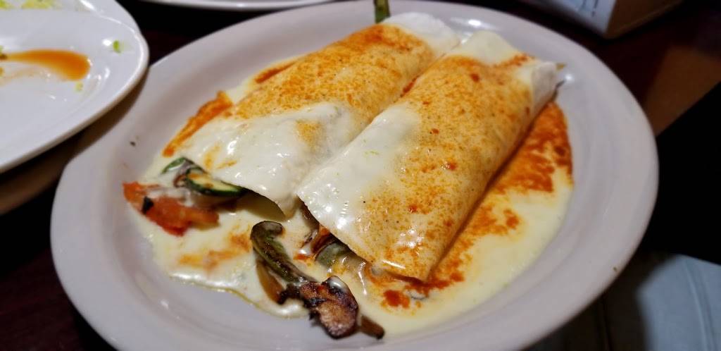 El Nopal Mexican Cuisine | restaurant | 3330 W Jonathan Moore Pike, Columbus, IN 47201, USA | 8123148991 OR +1 812-314-8991
