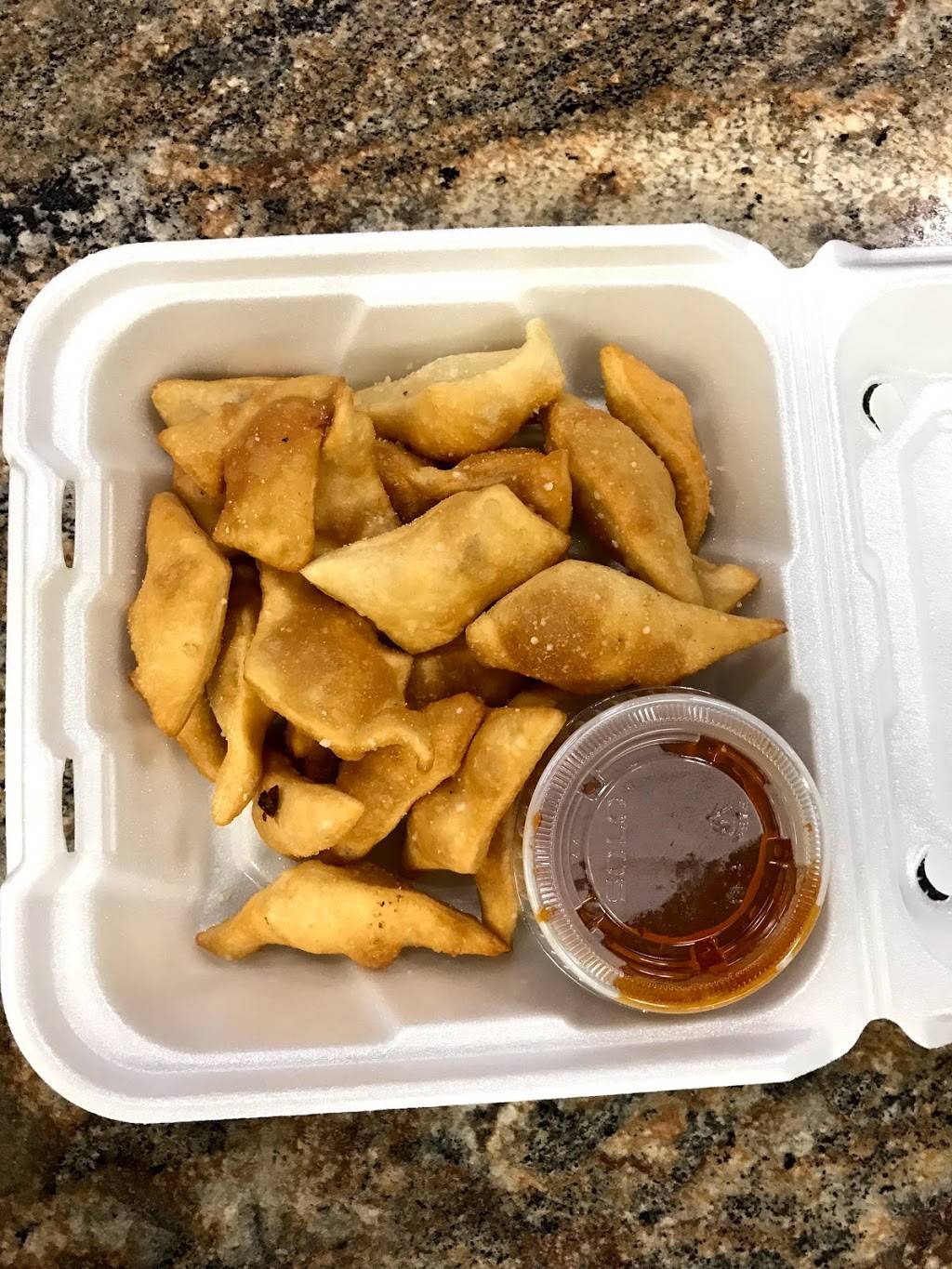 Frankies Hot Dogs | restaurant | Frankies Of, 1151 Boston Post Rd, West Haven, CT 06516, USA | 2039336631 OR +1 203-933-6631