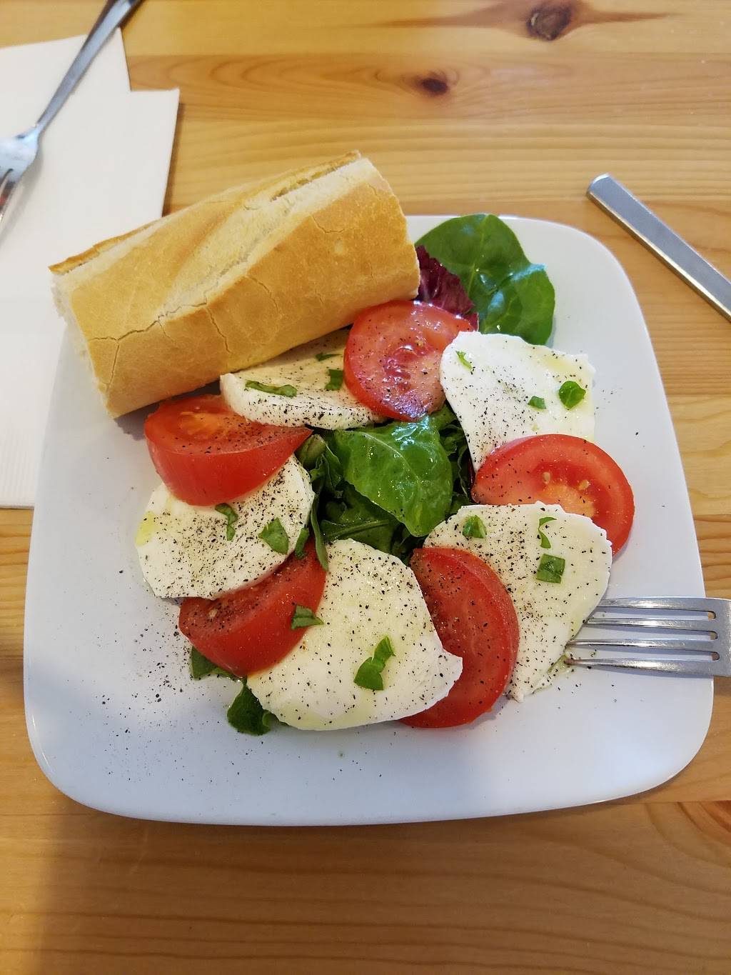 Crazy Italians Restaurant | restaurant | 1250 N Germantown Pkwy #105, Cordova, TN 38016, USA | 9013472449 OR +1 901-347-2449