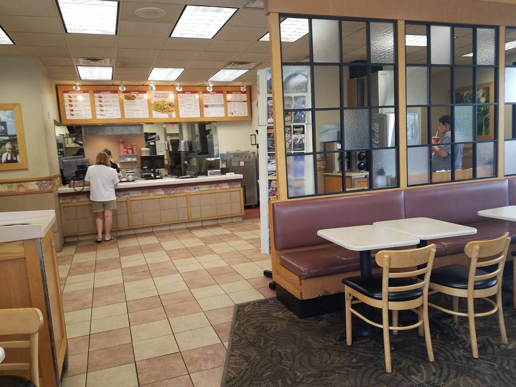 Wendys | restaurant | 1000 Towson Ave, Fort Smith, AR 72901, USA | 4797829486 OR +1 479-782-9486