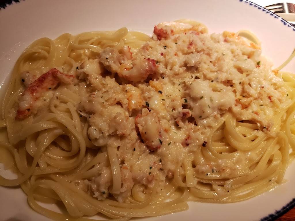 Red Lobster | restaurant | 10500 E Ulmerton Rd, Largo, FL 33771, USA | 7275815272 OR +1 727-581-5272