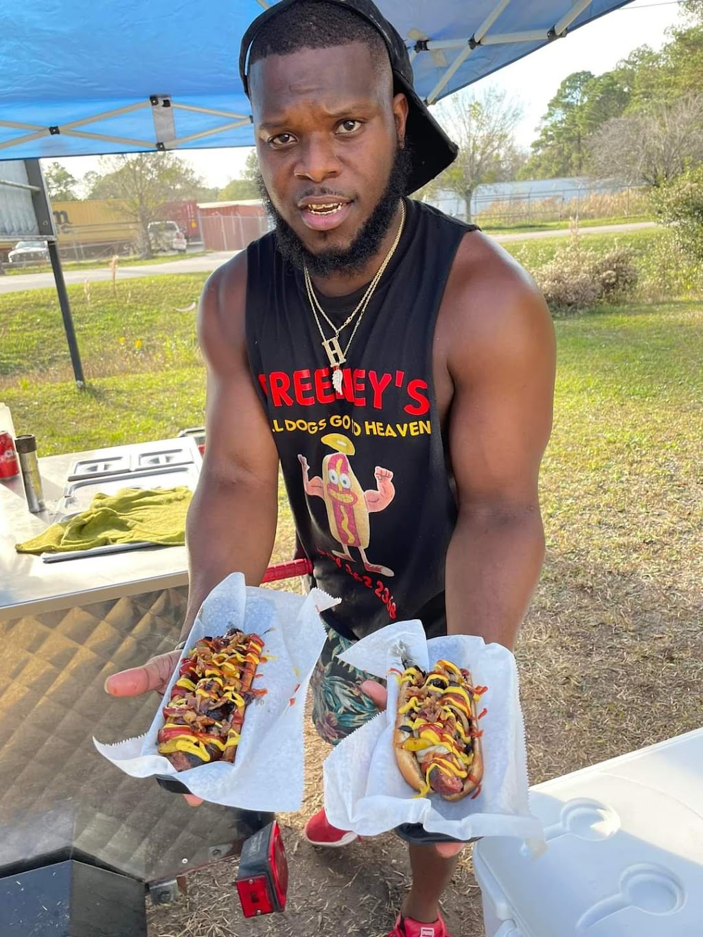 Freeneys All Dogs Go To Heaven | meal takeaway | 6557 Leona St, Jacksonville, FL 32219, USA | 9043622368 OR +1 904-362-2368