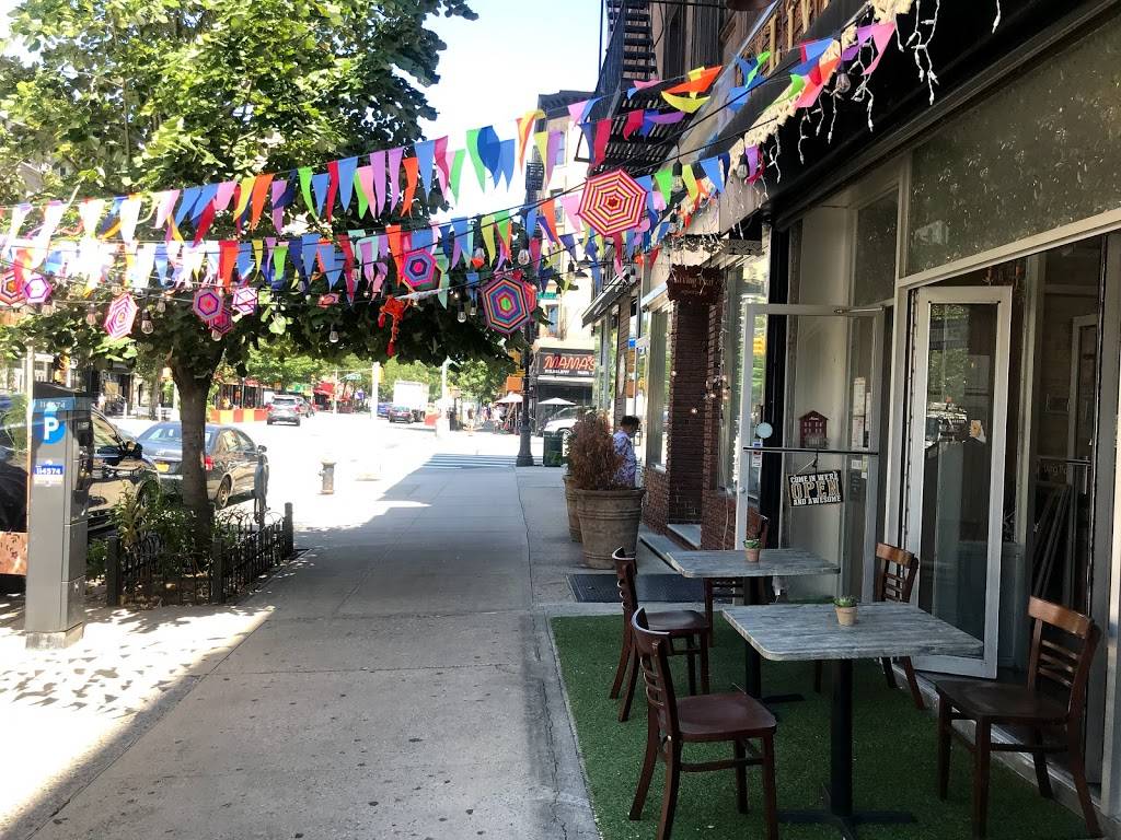 Living Thai Cuisine | restaurant | 931 Amsterdam Ave, New York, NY 10025, USA | 2122222600 OR +1 212-222-2600