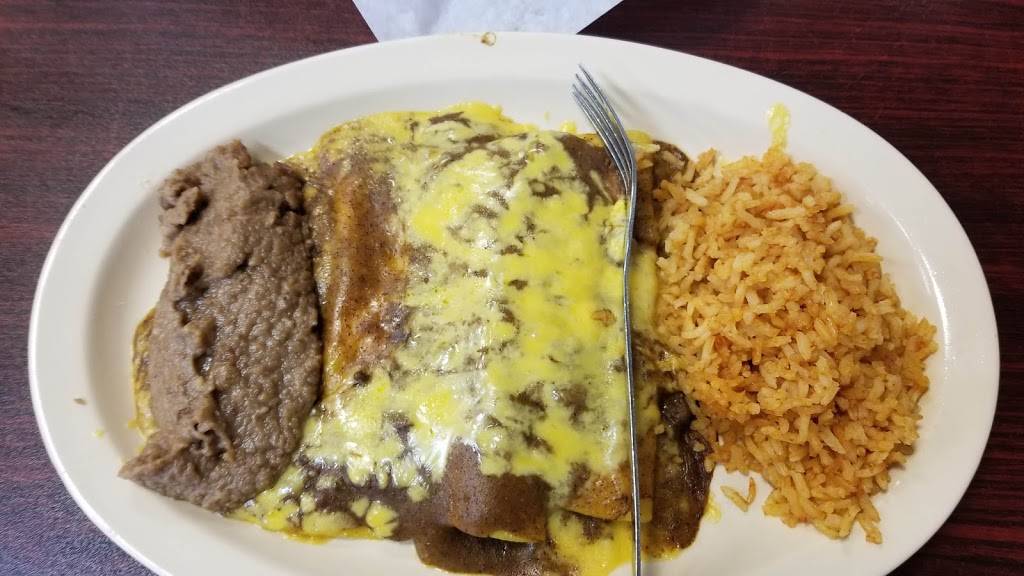 Julios Easy Stop | restaurant | 5945 Greenwood Dr, Corpus Christi, TX 78417, USA | 3612254088 OR +1 361-225-4088