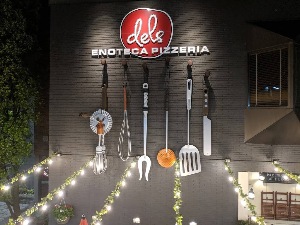 Dels Enoteca Pizzeria | restaurant | 2980 King St E, Kitchener, ON N2A 1A9, Canada | 5198932911 OR +1 519-893-2911