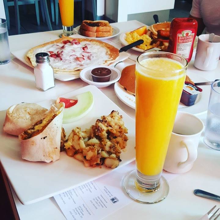 allô! mon coco - Place Vertu | restaurant | 3131 Boulevard de la Côte-Vertu Entrance 4, Montréal, QC H4R 1Y8, Canada | 5145443100 OR +1 514-544-3100