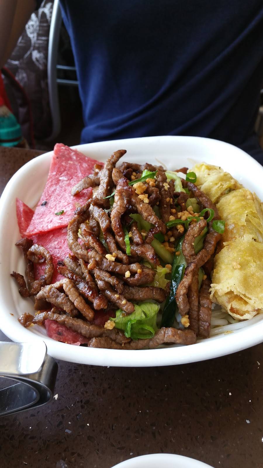 Xe Lua Restaurant | restaurant | 10060 Bayview Ave, Richmond Hill, ON L4C 2K9, Canada | 9057808688 OR +1 905-780-8688