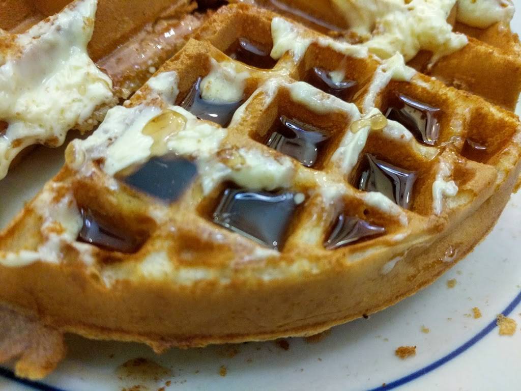 Blue Moon | restaurant | 4650 Donald Ross Rd, Palm Beach Gardens, FL 33418, USA | 5614293001 OR +1 561-429-3001