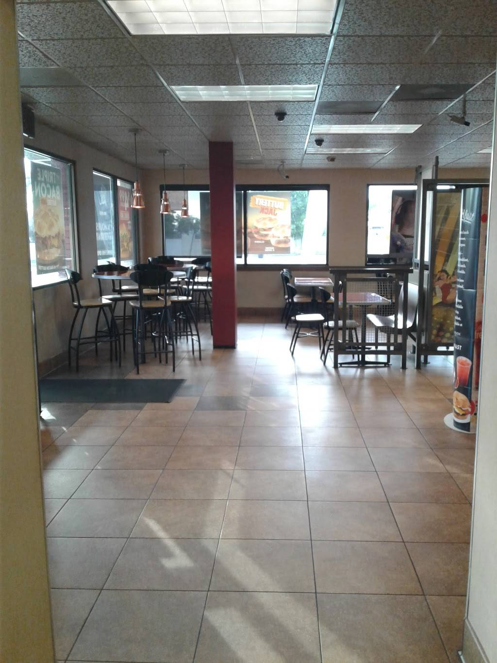 Jack in the Box | restaurant | 2548 S Azusa Ave, West Covina, CA 91792, USA | 6269120784 OR +1 626-912-0784