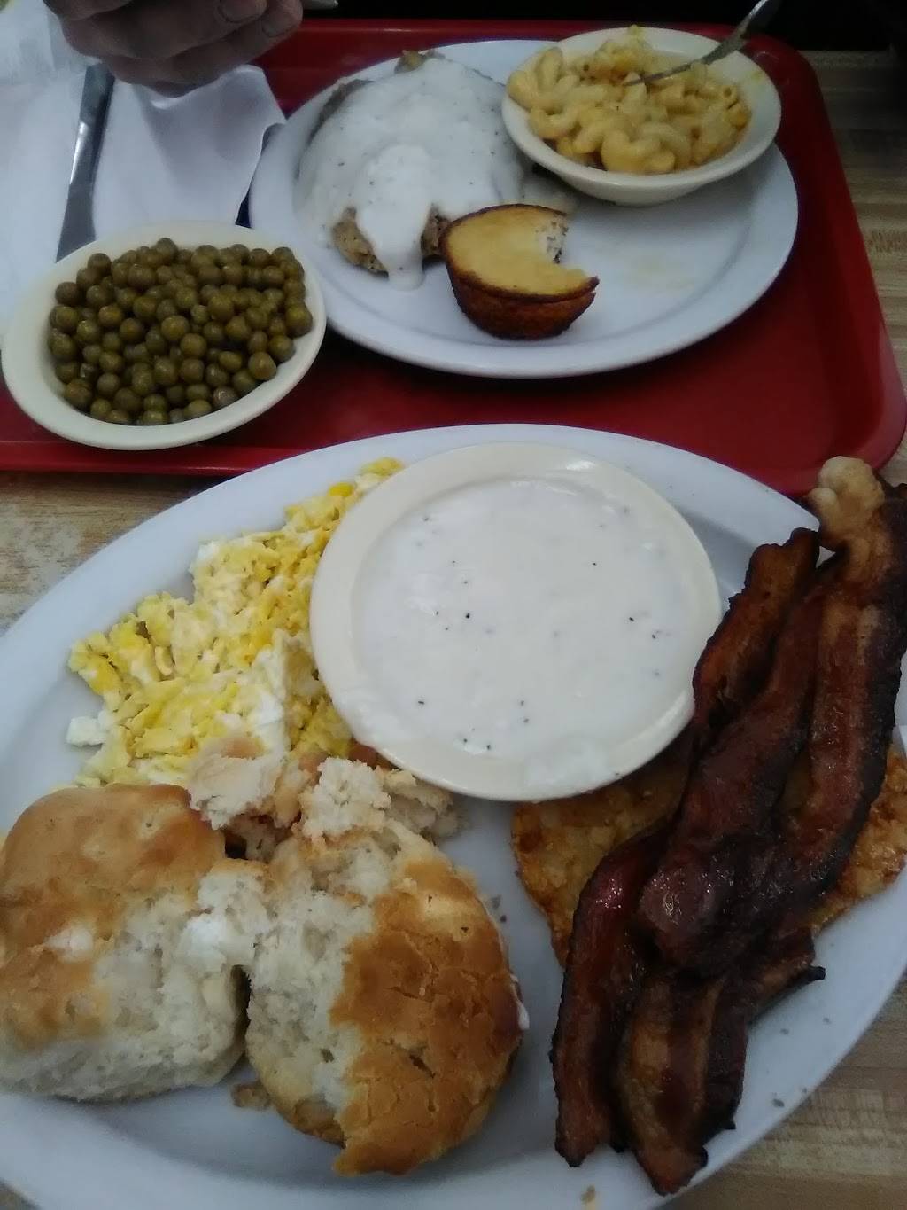 Buckys Family Restaurant | restaurant | 1102 Carmack Blvd, Columbia, TN 38401, USA | 9313812834 OR +1 931-381-2834