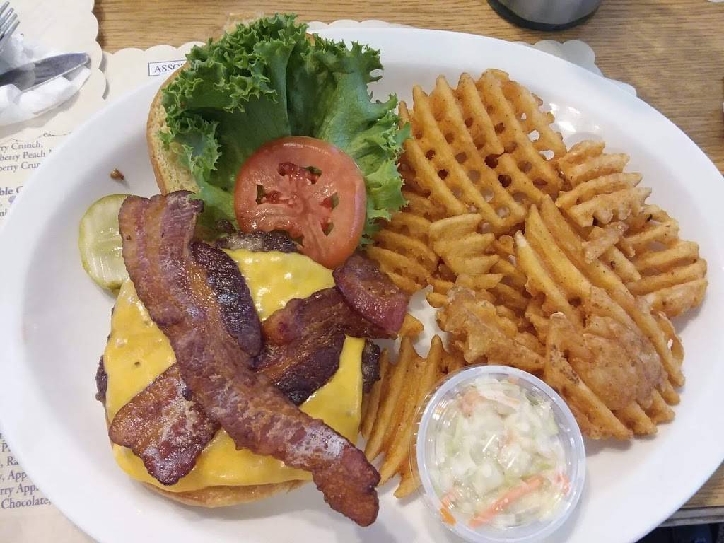 Norske Nook | bakery | 10436 WI-27, Hayward, WI 54843, USA | 7156344928 OR +1 715-634-4928