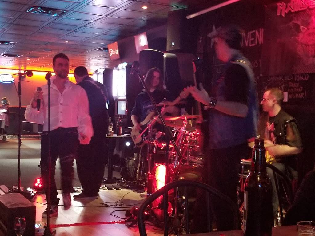 Sporalie Pro Billiard | night club | 6300 Boulevard de lOrmière, Québec, QC G1P 1K7, Canada | 4188728382 OR +1 418-872-8382