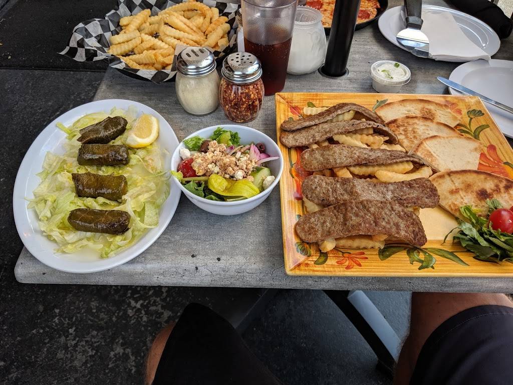 Nikolas Pizza | restaurant | 3302, 38 Memorial Blvd W, Newport, RI 02840, USA | 4018496611 OR +1 401-849-6611