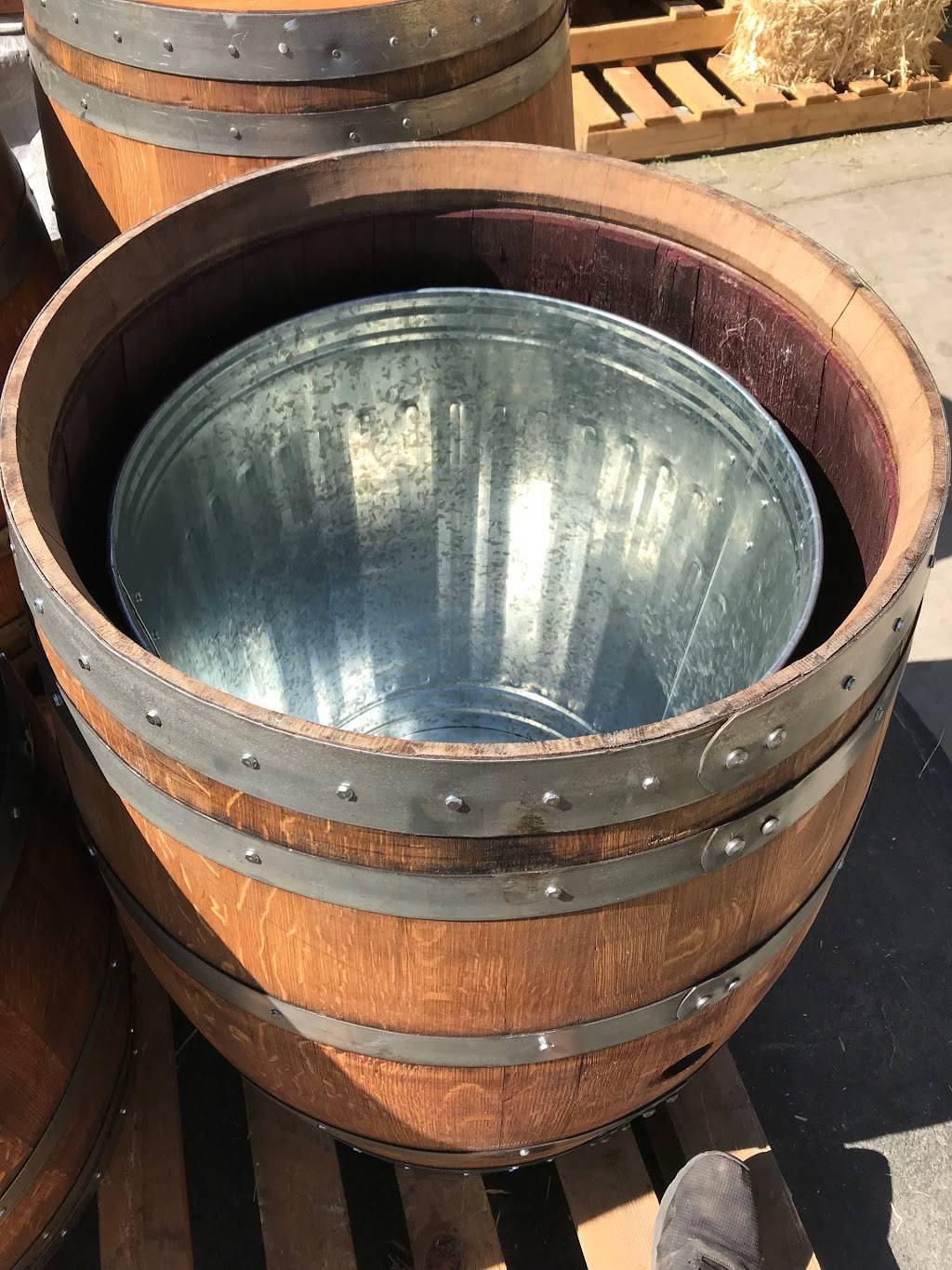 Yorba Linda Feed Store | restaurant | 3782 Rose Dr, Yorba Linda, CA 92886, USA | 7145243222 OR +1 714-524-3222