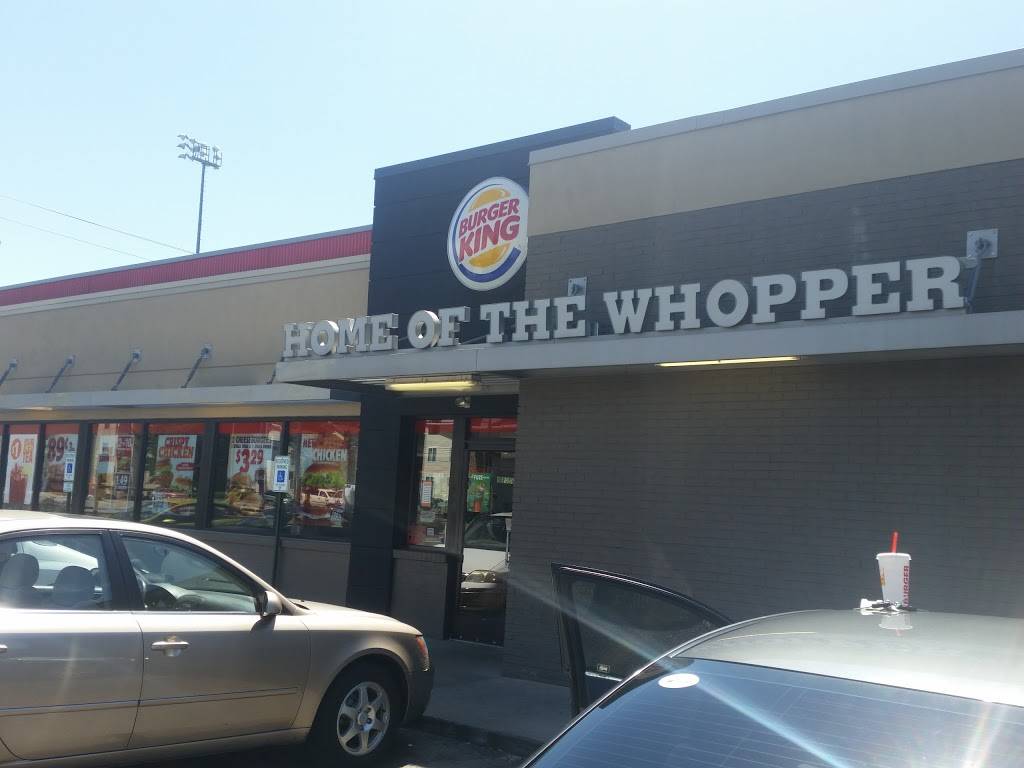 Burger King | restaurant | 525 S National Ave, Springfield, MO 65802, USA | 4178645775 OR +1 417-864-5775