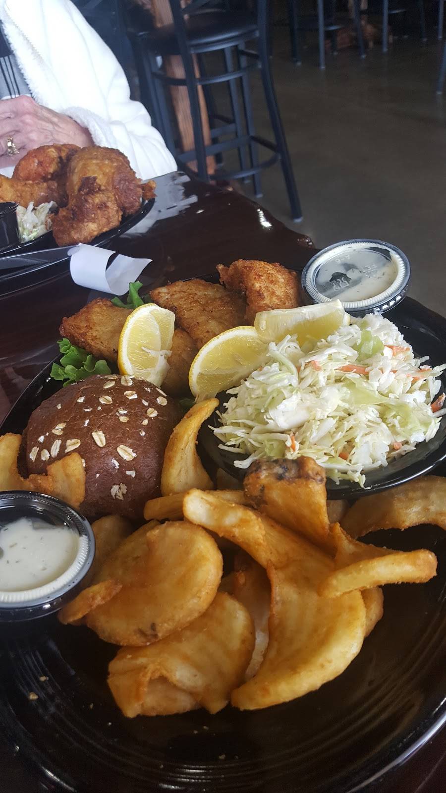 Summit Pub | restaurant | 11012 Canyon Rd E #14, Puyallup, WA 98373, USA | 2535036163 OR +1 253-503-6163