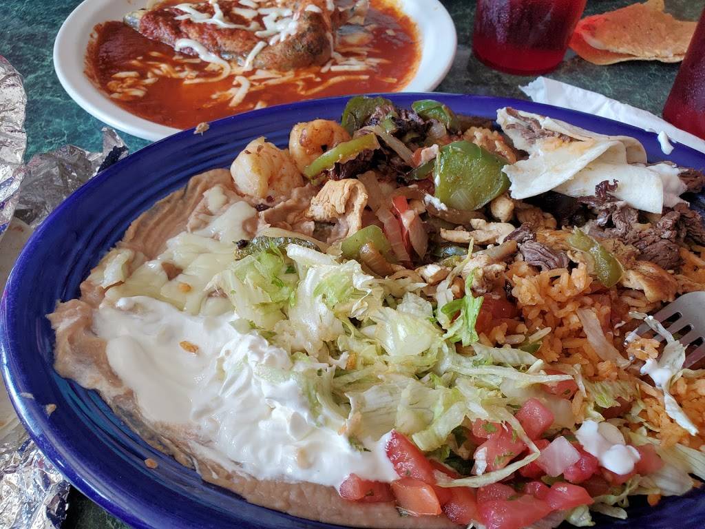 El Maguey Mexican Restaurant | restaurant | 1075 W Pearce Blvd, Wentzville, MO 63385, USA | 6363325372 OR +1 636-332-5372