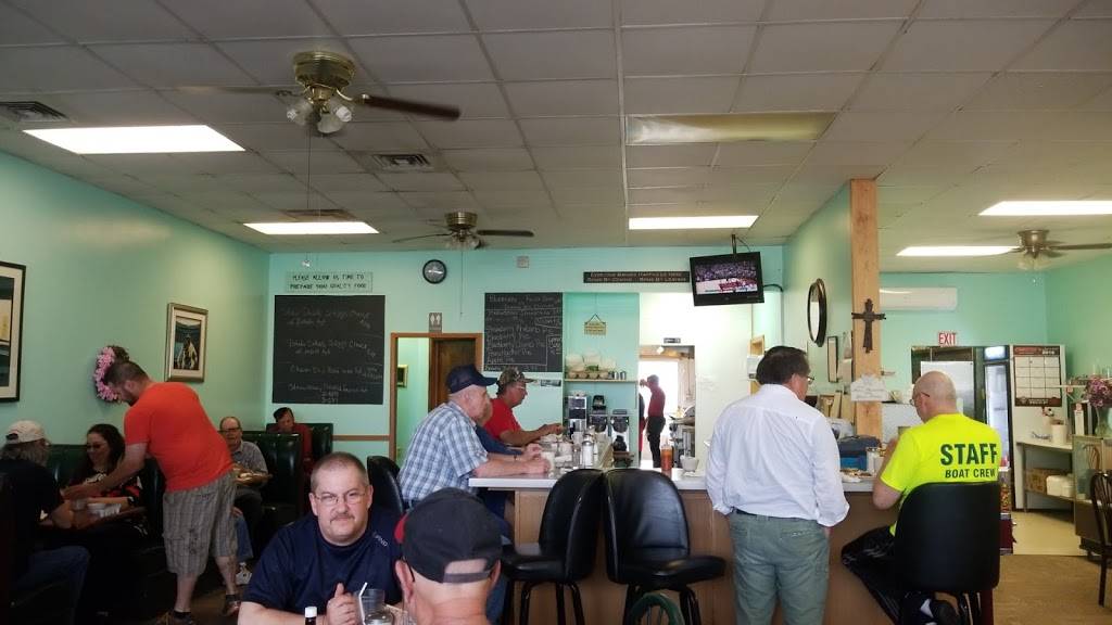 Debs Diner | restaurant | 3214 State Rd, Ashtabula, OH 44004, USA | 4409970066 OR +1 440-997-0066