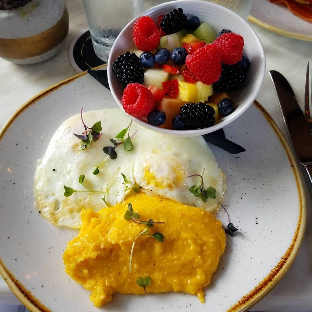 Oliver Royale | restaurant | 5 Market Square, Knoxville, TN 37902, USA | 8656226434 OR +1 865-622-6434