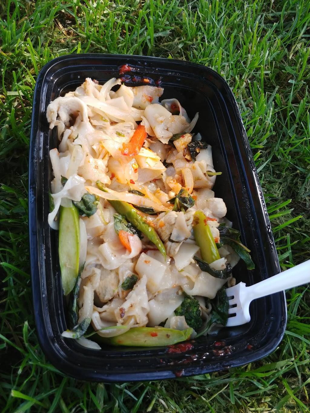 Siam Lotus Thai Cuisine | restaurant | 2807, 1705 Haight St, San Francisco, CA 94117, USA | 4159338031 OR +1 415-933-8031