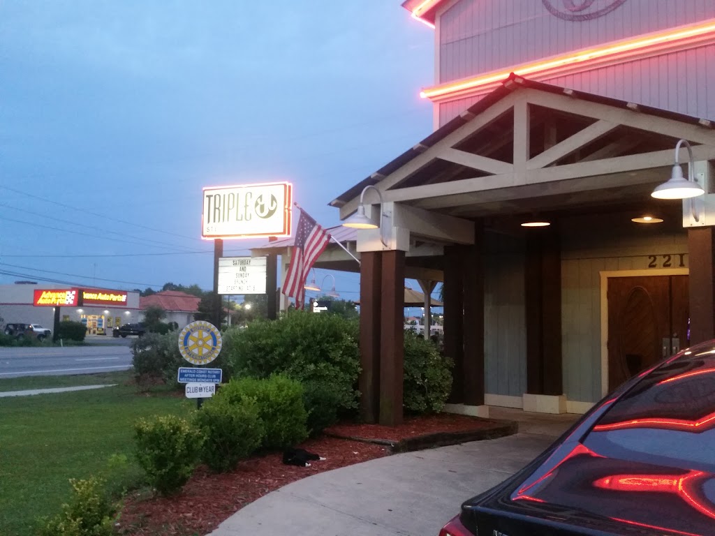 Triple J Steakhouse | restaurant | 2218 Thomas Dr, Panama City Beach, FL 32408, USA | 8502339514 OR +1 850-233-9514