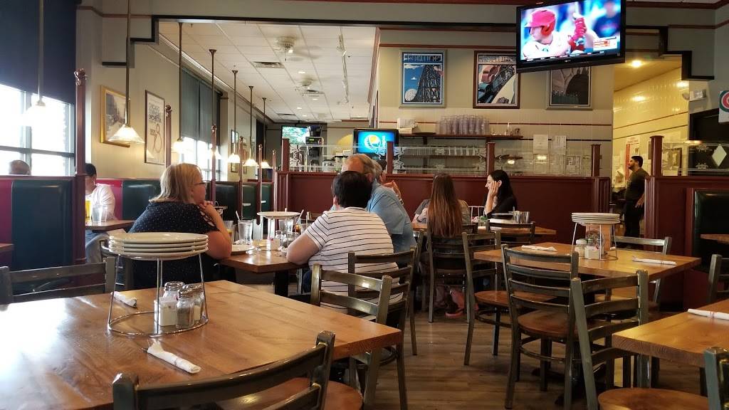 Giordanos | restaurant | 10410 W Cermak Rd, Westchester, IL 60154, USA | 7085311122 OR +1 708-531-1122