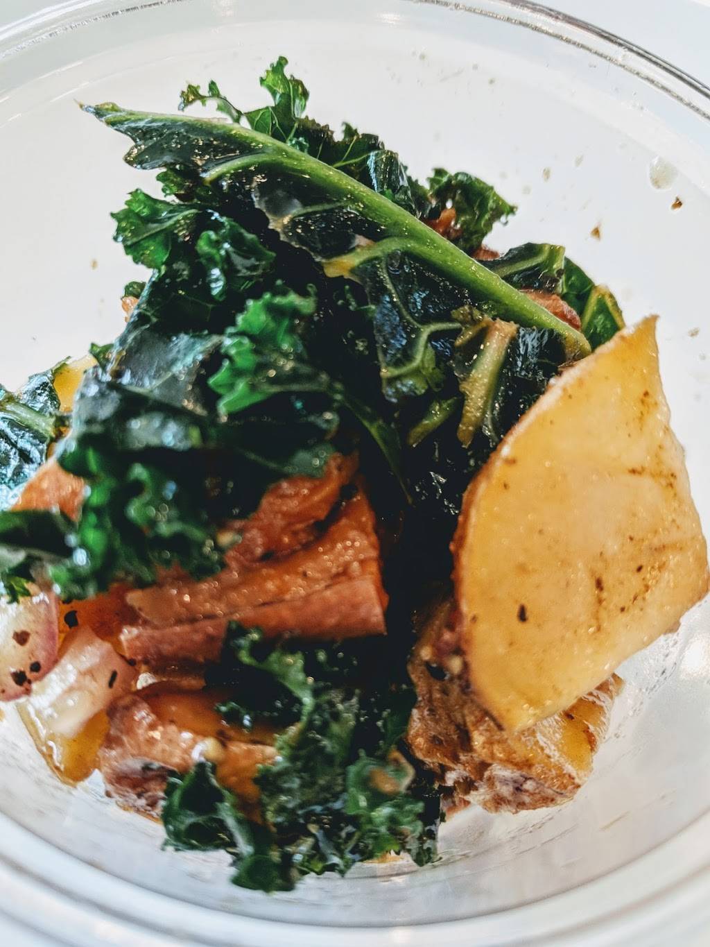 Elys | restaurant | 850 E Western Reserve Rd # 7, Youngstown, OH 44514, USA | 3309533445 OR +1 330-953-3445