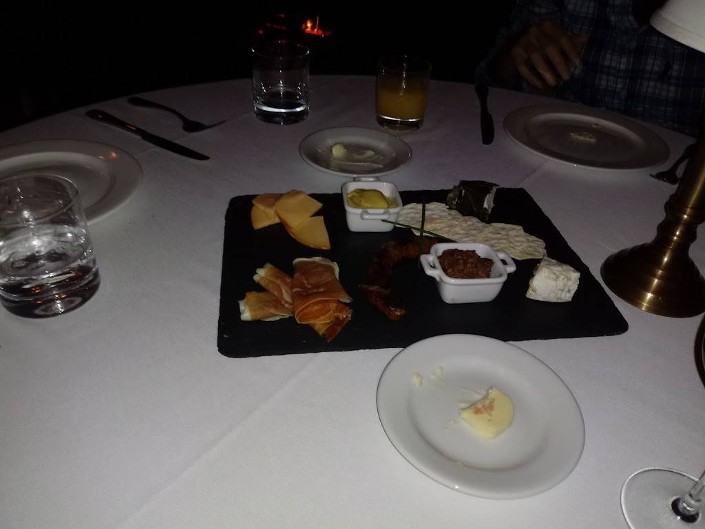 Table Six Restaurant | restaurant | 2 Kemble St, Lenox, MA 01240, USA | 4136374113 OR +1 413-637-4113