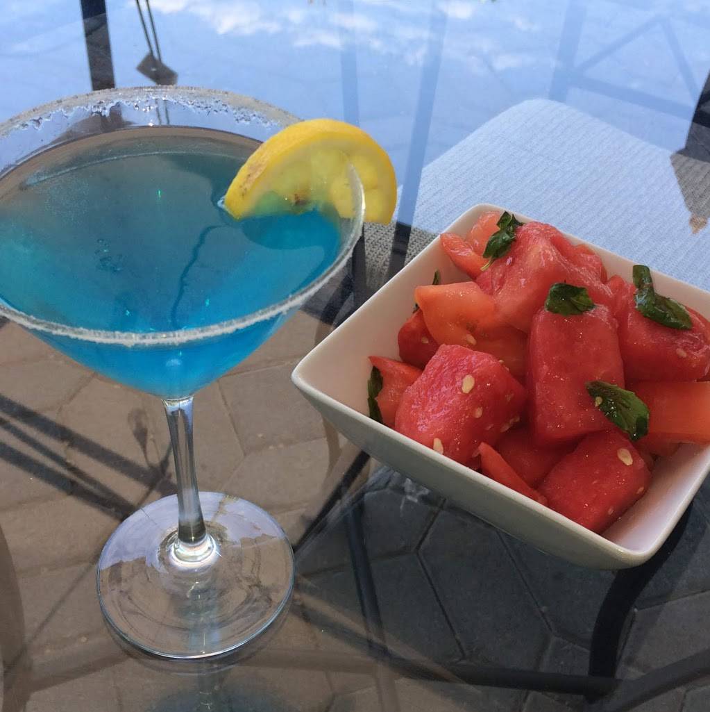 Dinos Restaurant | restaurant | 2113 NY-7, Troy, NY 12180, USA | 5186630131 OR +1 518-663-0131