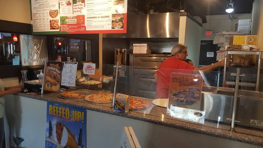 New York Style Pizza & Gyros | restaurant | 2707 Race St #121, Fort Worth, TX 76111, USA | 8172222433 OR +1 817-222-2433