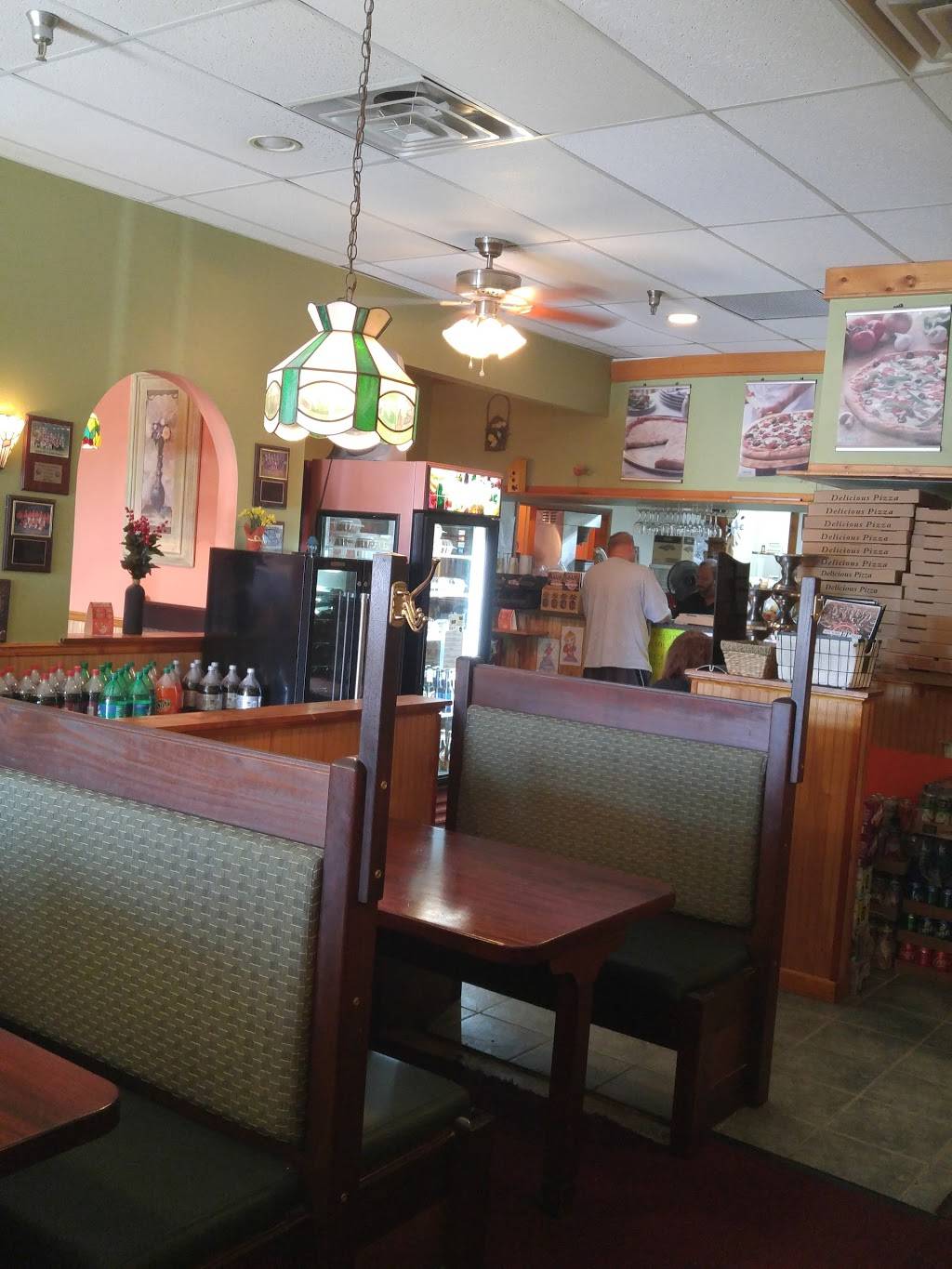 New York J & P Pizza | restaurant | 26027 Ridge Rd, Damascus, MD 20872, USA | 3012531600 OR +1 301-253-1600