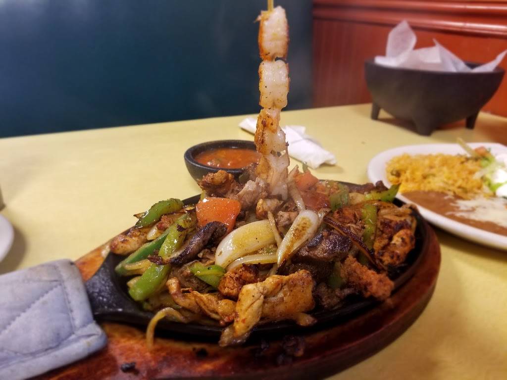 El Molcajete Restaurante | restaurant | 1204 Mt Gallant Rd, Rock Hill, SC 29732, USA | 8033240106 OR +1 803-324-0106