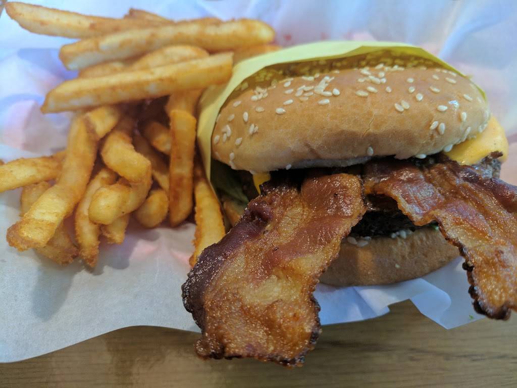 Stockton Grill & Burger | meal takeaway | 2033 Stockton Blvd, Sacramento, CA 95817, USA | 9164557791 OR +1 916-455-7791