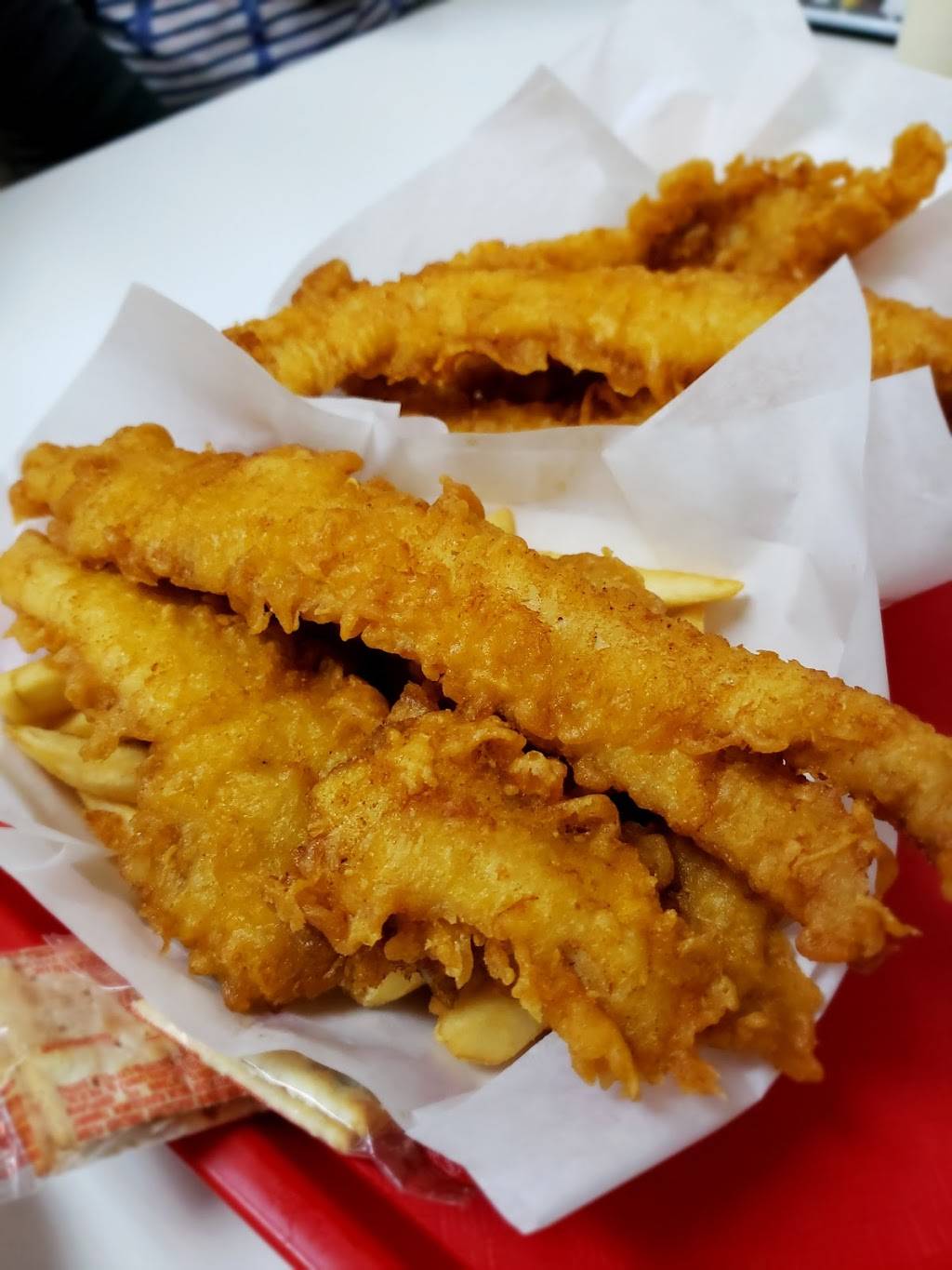 London Fish & Chips | restaurant | 3200 Sisk Rd # E, Modesto, CA 95356, USA | 2095267288 OR +1 209-526-7288