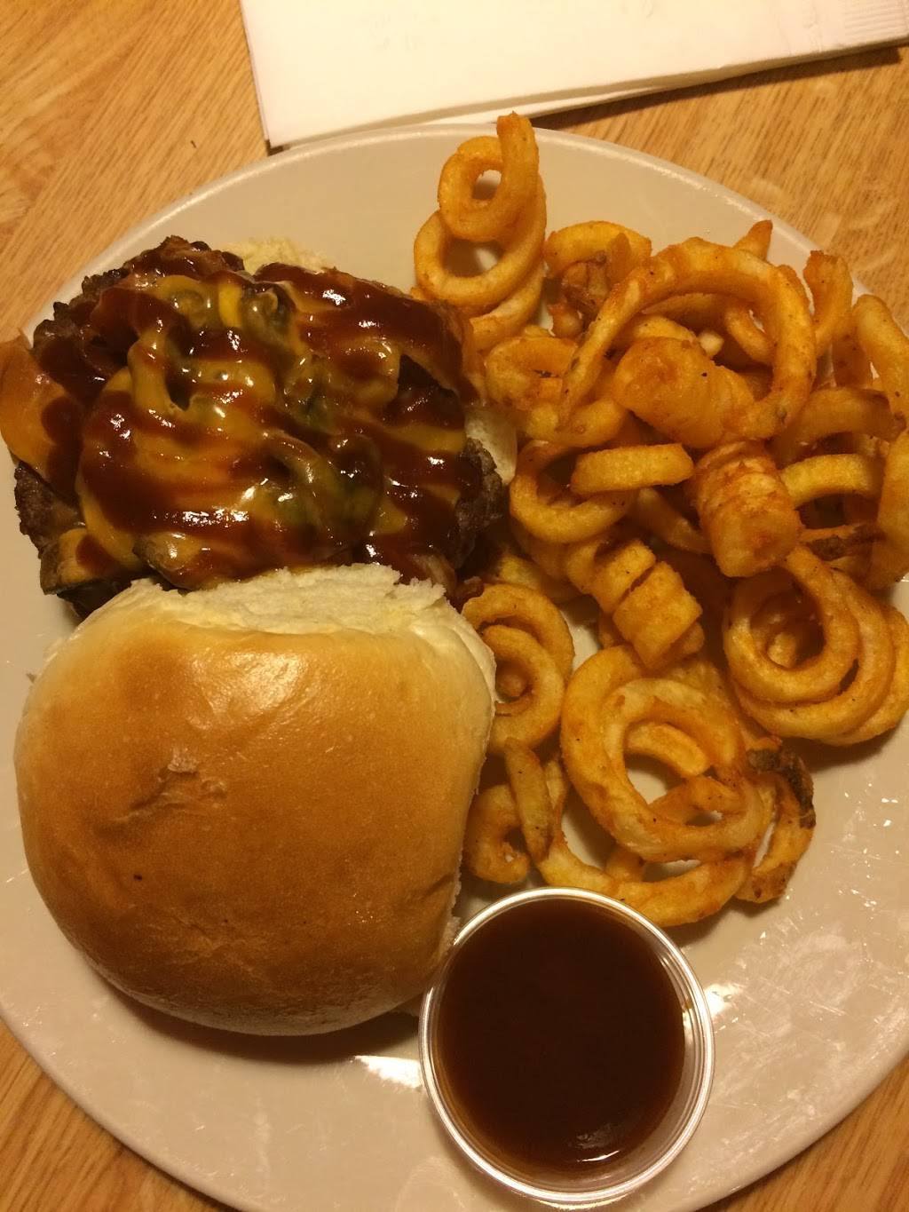 Olyvias Italian Eatery | restaurant | 3674 Pricetown Rd, Fleetwood, PA 19522, USA | 6109449654 OR +1 610-944-9654