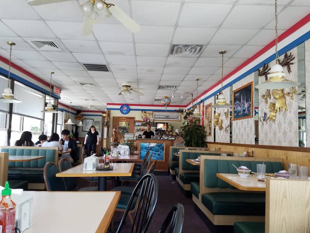 Thara Thai Restaurant | restaurant | 912 1/2 W Bloomington Rd, Champaign, IL 61821, USA | 2173781986 OR +1 217-378-1986