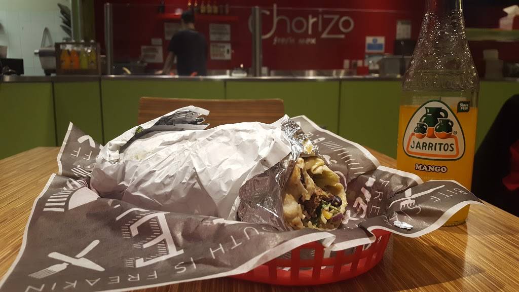 Chorizo Fresh Mex | restaurant | 3513 Wyecroft Rd, Oakville, ON L6L 0B6, Canada | 9054690077 OR +1 905-469-0077