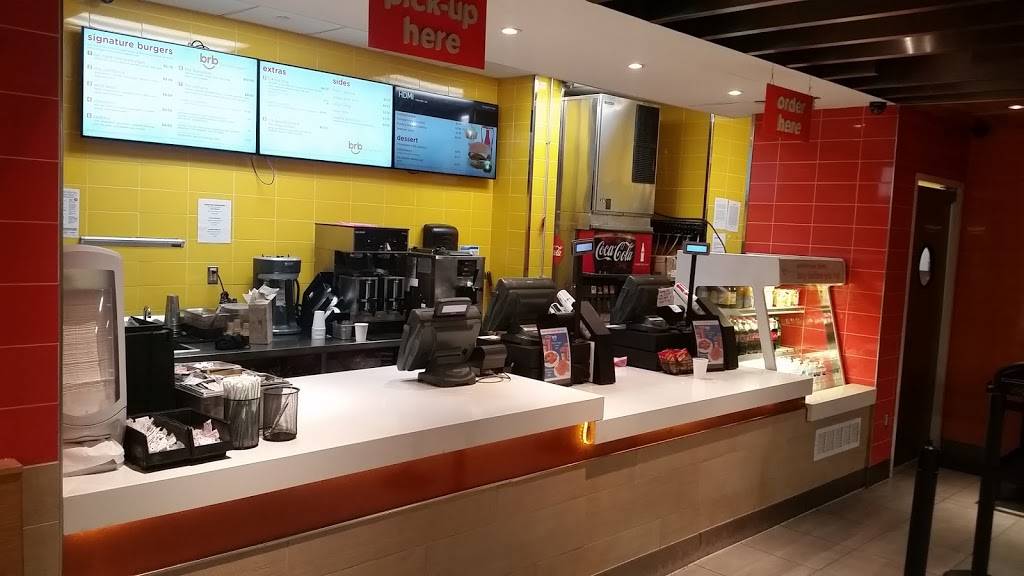 Be Right Burger | restaurant | Washington Dulles International Airport, Concourse C, Gate C14, Main Terminal, Saarinen Cir, Dulles, VA 20166, USA | 7035725390 OR +1 703-572-5390