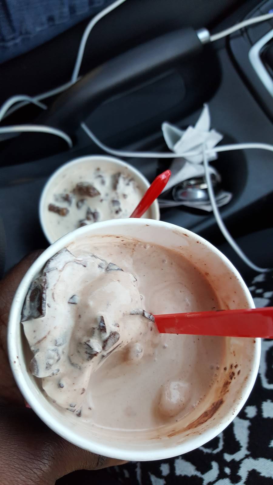 Dairy Queen Grill & Chill | restaurant | 304 Stone Rd W Unit 4, Guelph, ON N1G 4W4, Canada | 5197630892 OR +1 519-763-0892