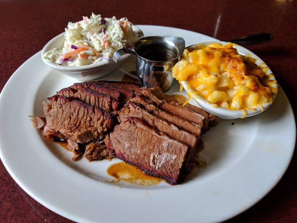 Lucilles Smokehouse Bar-B-Que | restaurant | Sunvalley Shopping Center, 486 Sun Valley Mall, Concord, CA 94520, USA | 9256777427 OR +1 925-677-7427