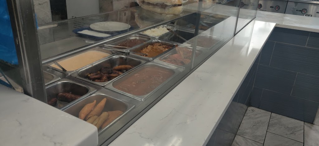 La Esquina Grill | restaurant | 413 W Front St, Plainfield, NJ 07060, USA | 9087577070 OR +1 908-757-7070