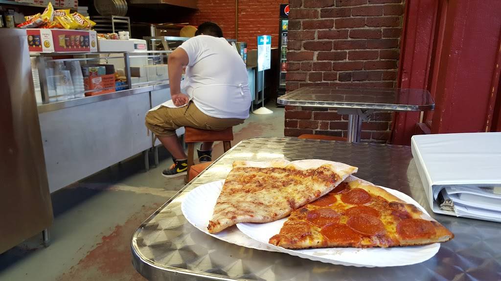 Haymarket Pizza | restaurant | 106 Blackstone St, Boston, MA 02109, USA | 6177238585 OR +1 617-723-8585