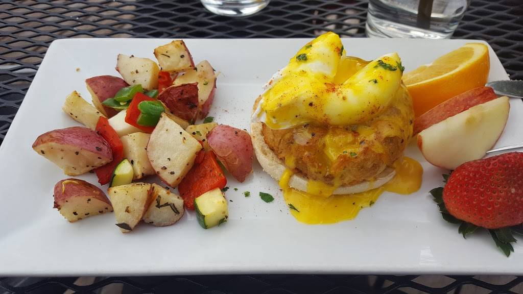 Blu | restaurant | 201 S Crawford Ave, Norman, OK 73069, USA | 4053604258 OR +1 405-360-4258