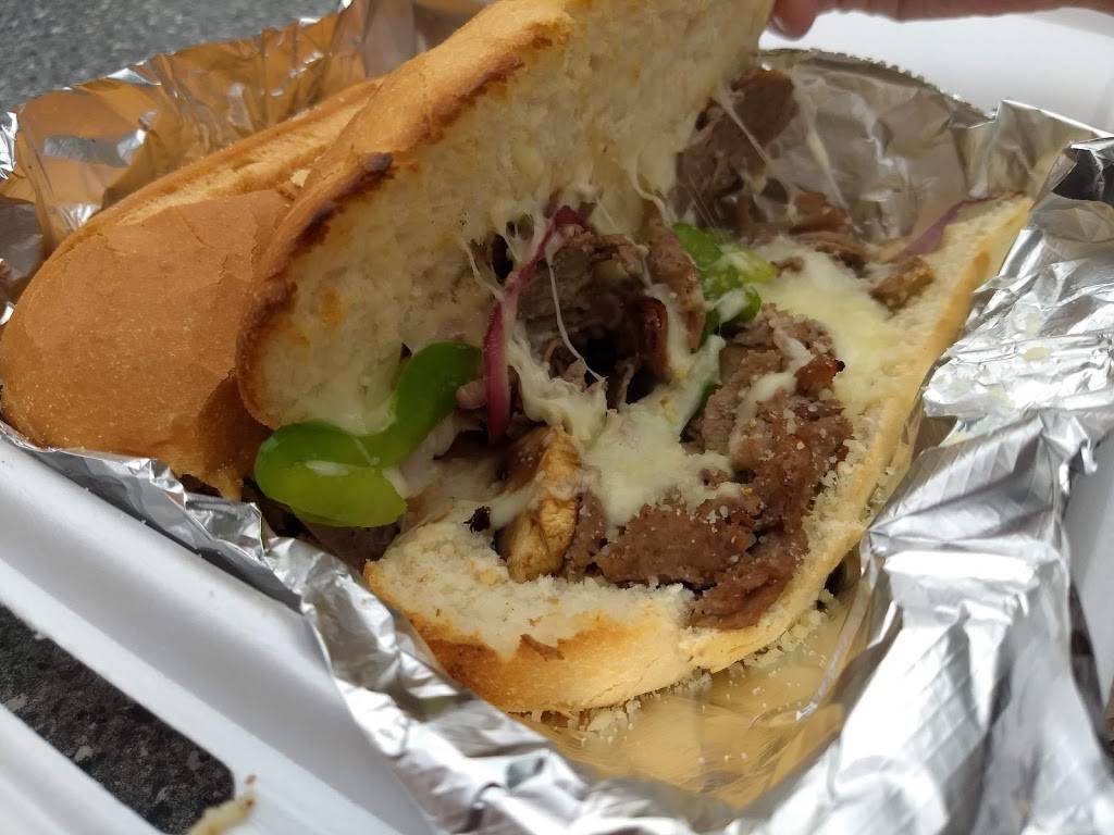 Calzones New York Style Pizza | restaurant | Market St, Celebration, FL 34747, USA | 4075661221 OR +1 407-566-1221