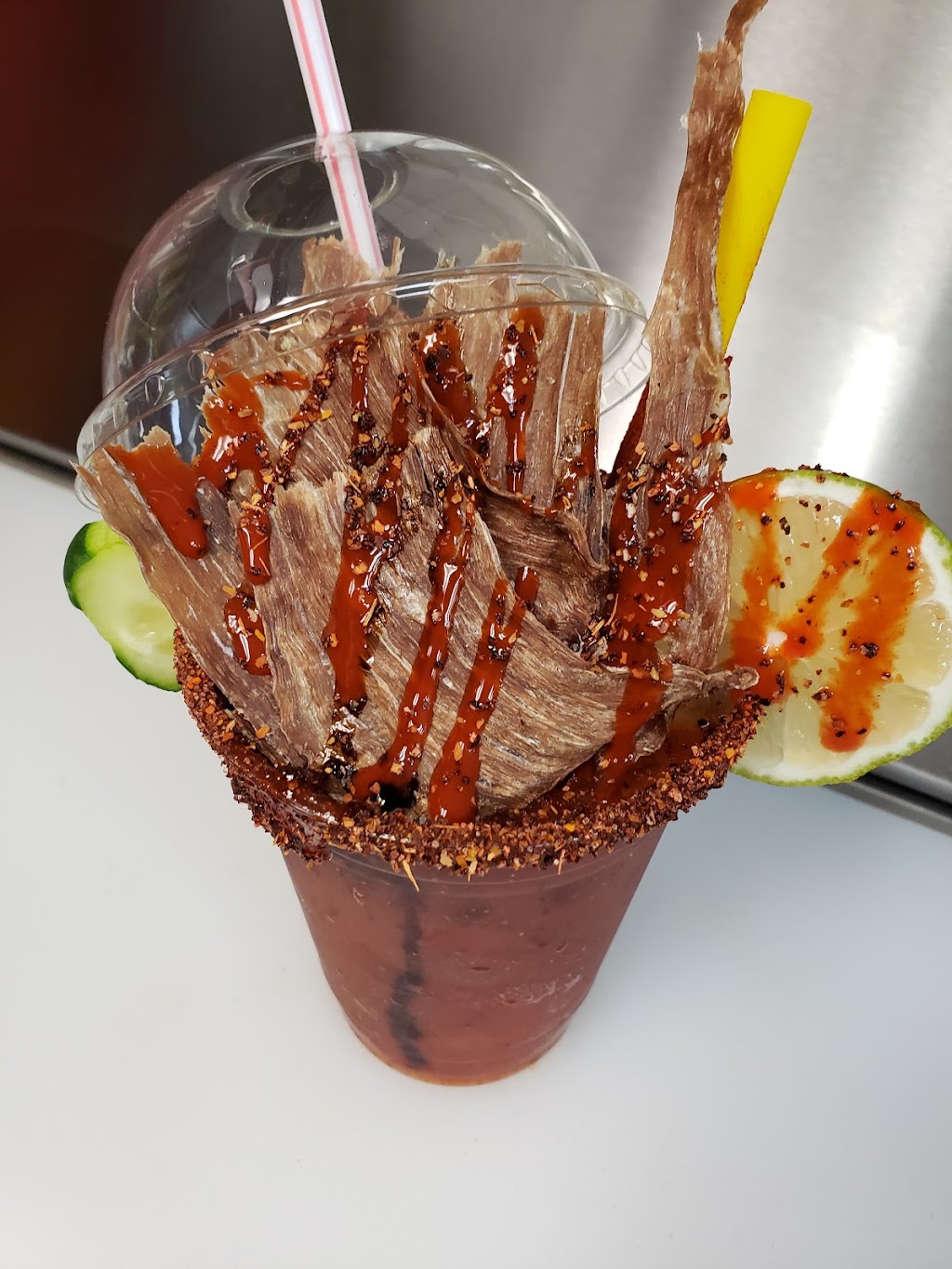 El Clamatazo | restaurant | 707 E Fulton St, Garden City, KS 67846, USA | 6202143965 OR +1 620-214-3965